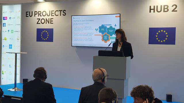 Selene Liverani, E.DSO, presenting Platone at the Enlit 2022